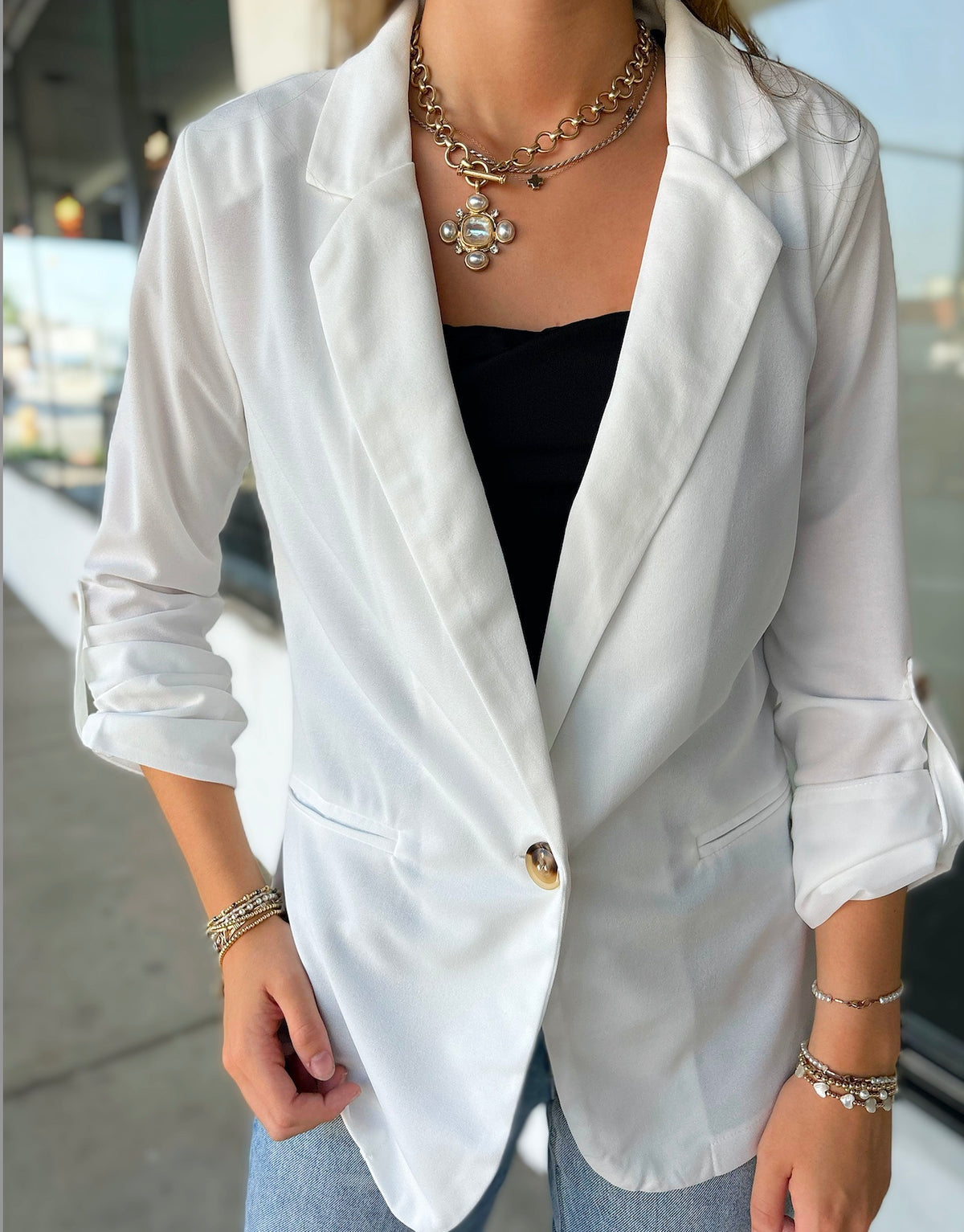 Flattering White Blazer w Adjustable Sleeves